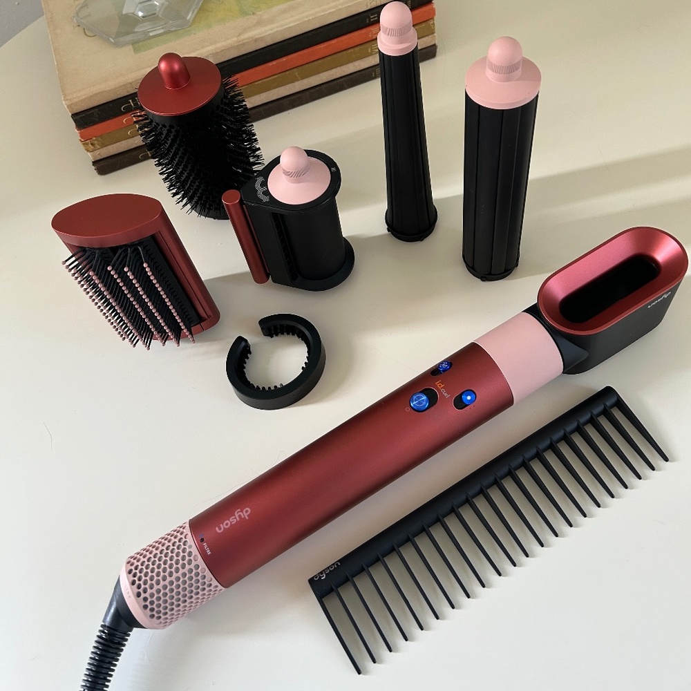 Dyson Airwrap i.d.™ multi-styler and dryer Straight+Wavy (Red/Pink)